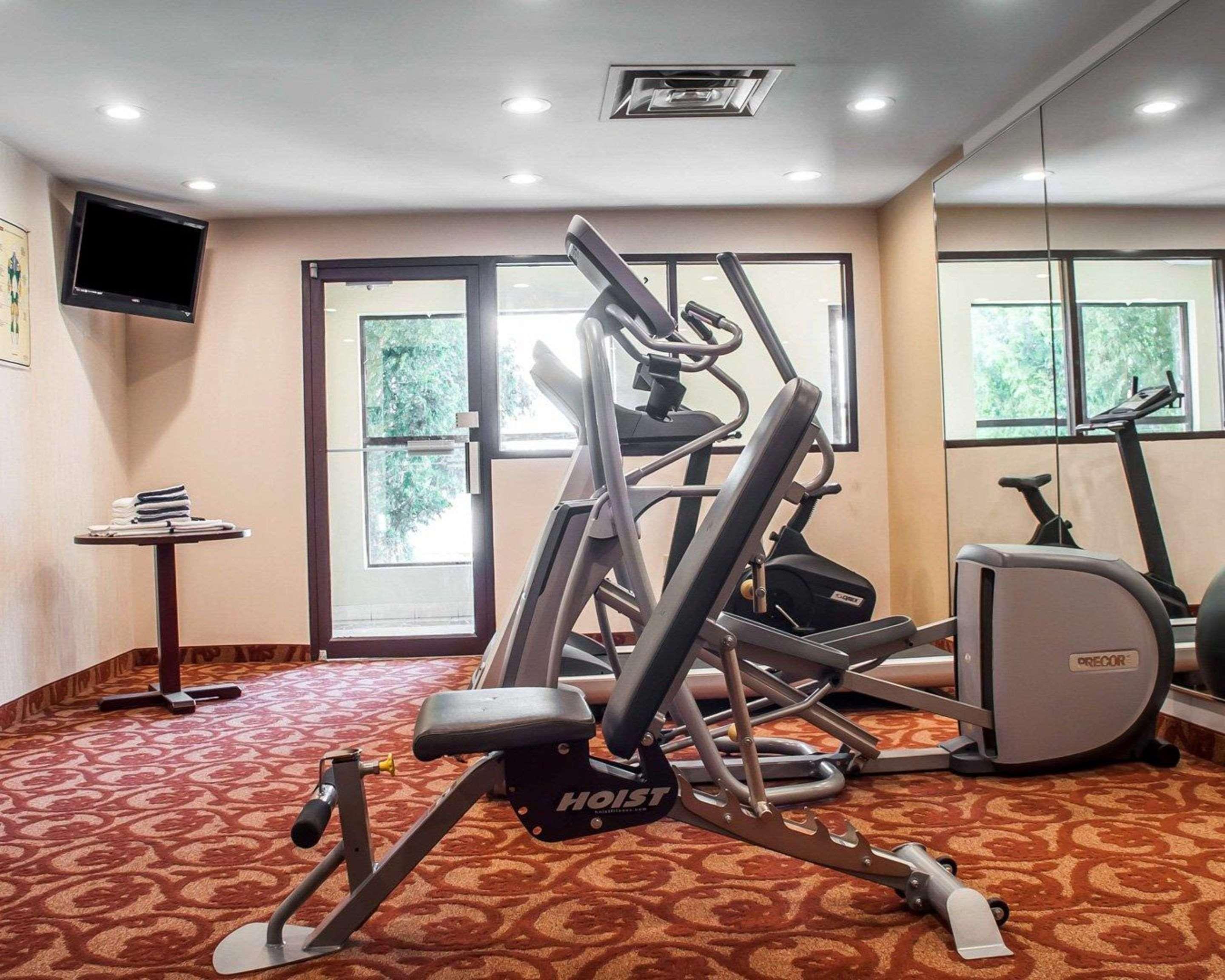 Quality Inn Airport Cheektowaga Extérieur photo