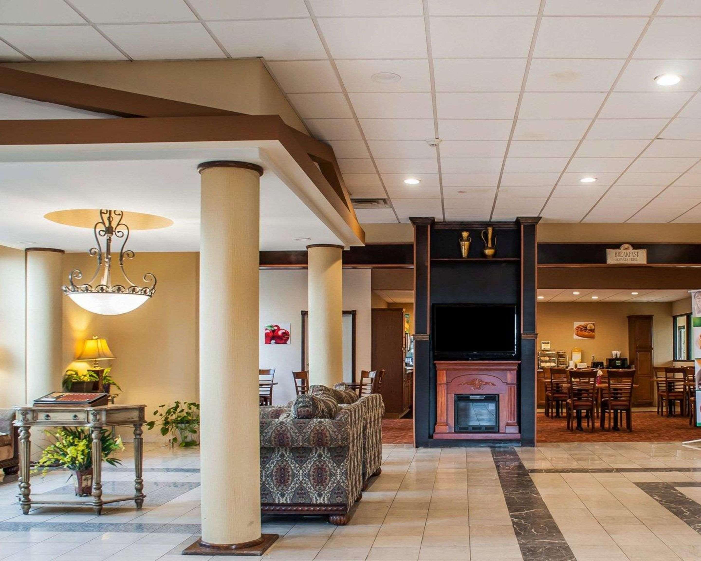 Quality Inn Airport Cheektowaga Extérieur photo