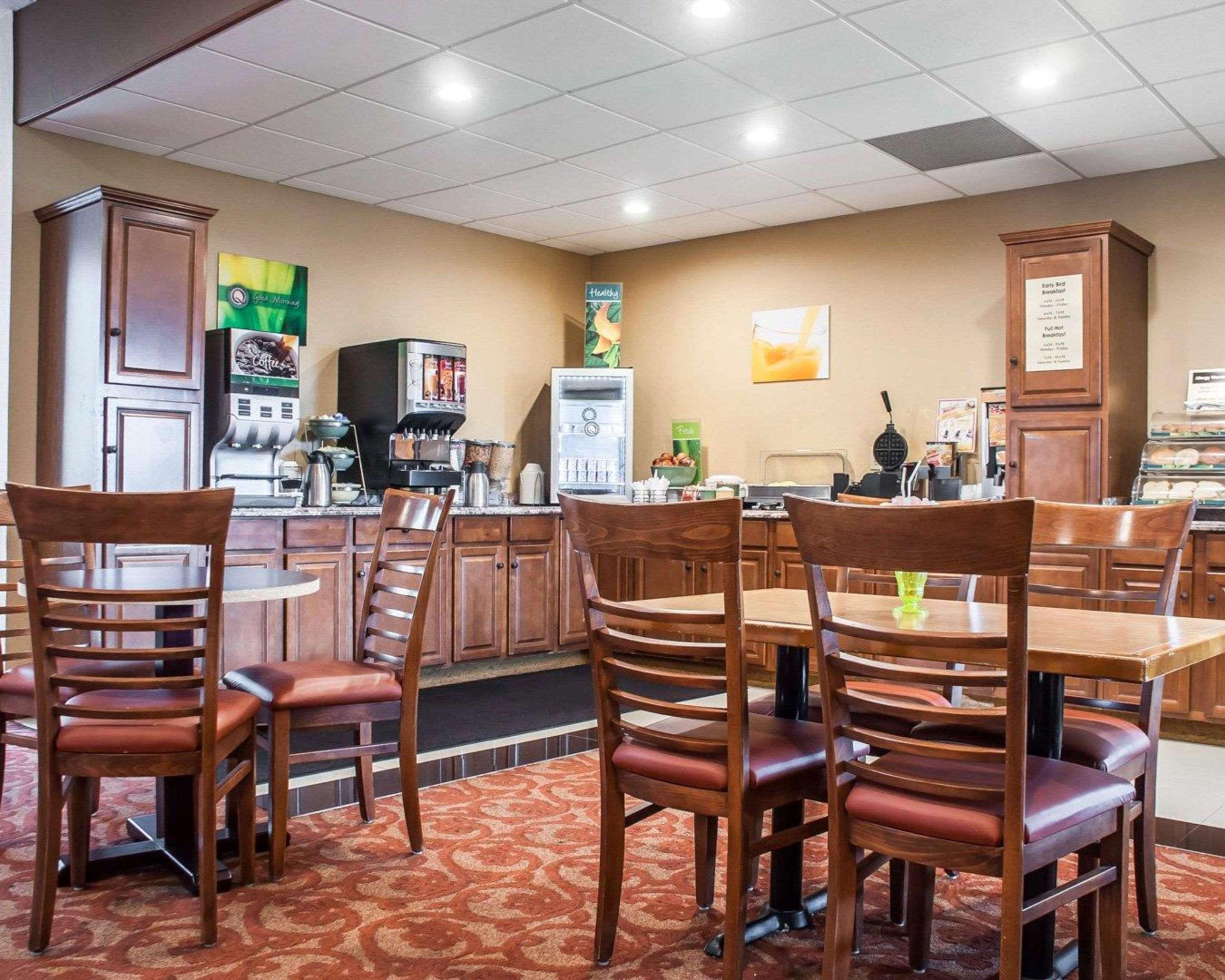 Quality Inn Airport Cheektowaga Extérieur photo
