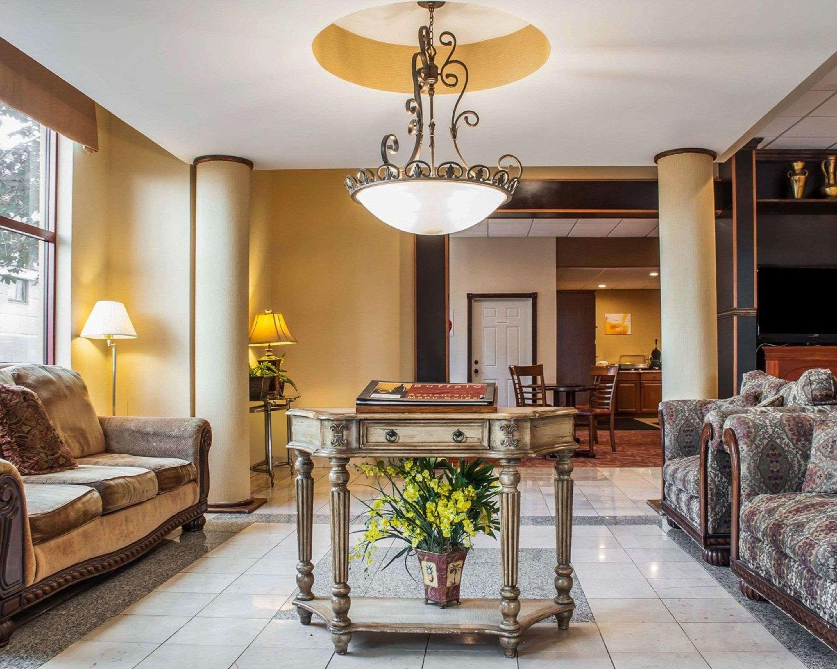 Quality Inn Airport Cheektowaga Extérieur photo