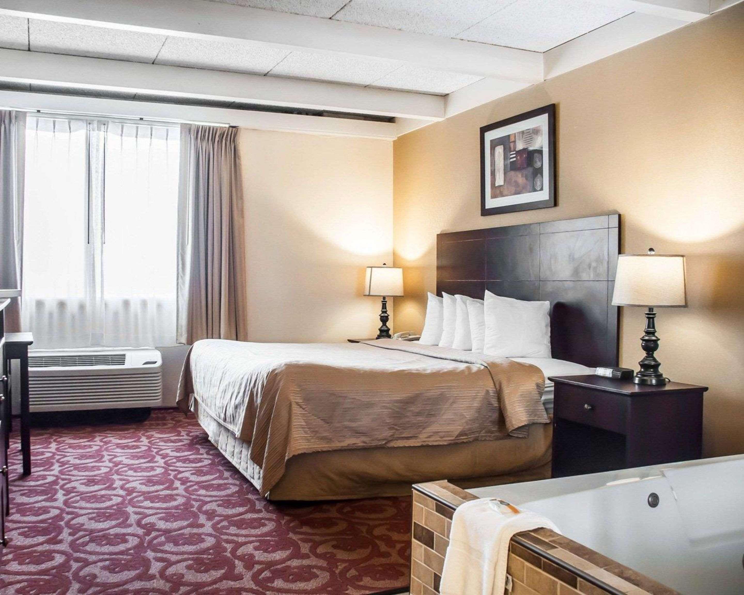 Quality Inn Airport Cheektowaga Extérieur photo